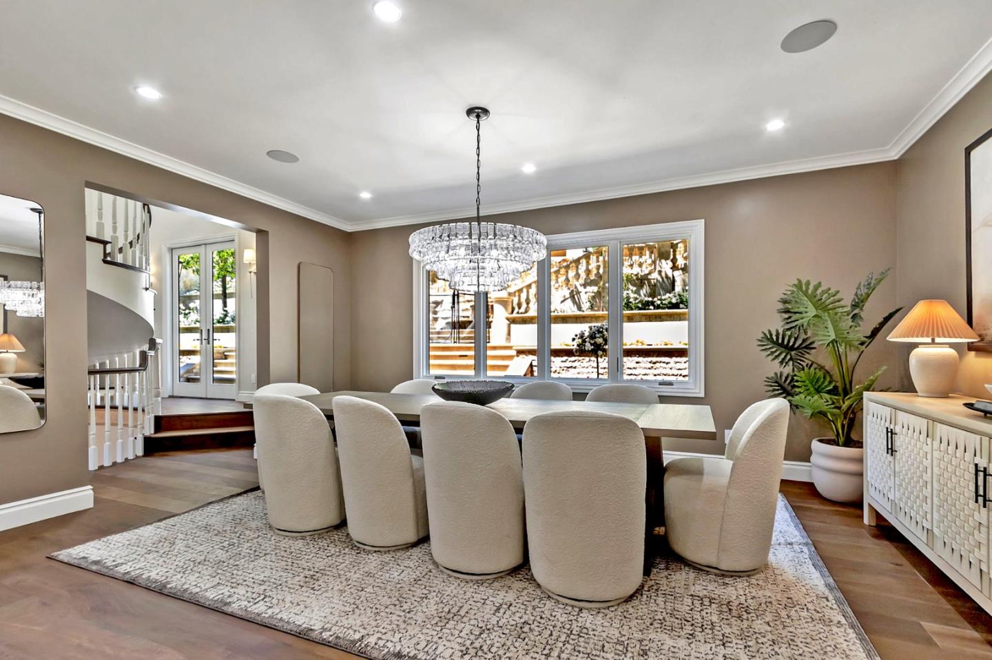 Los Gatos, California, 95032, United States, 8 Bedrooms Bedrooms, ,11 BathroomsBathrooms,Residential,For Sale,1855941