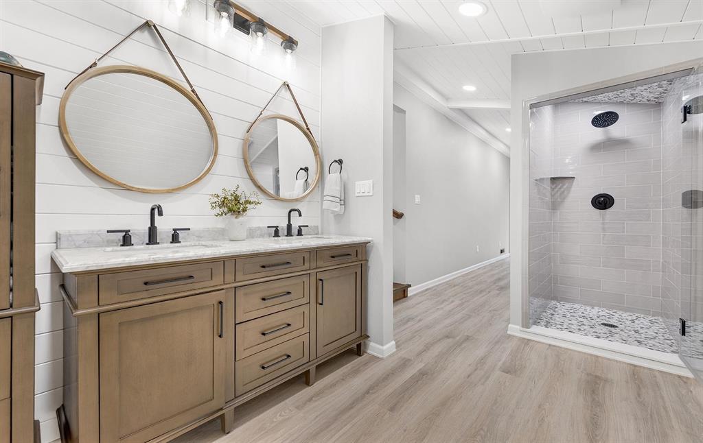 Lake Almanor Country Club, California, 96137, United States, 2 Bedrooms Bedrooms, ,2 BathroomsBathrooms,Residential,For Sale,1934247
