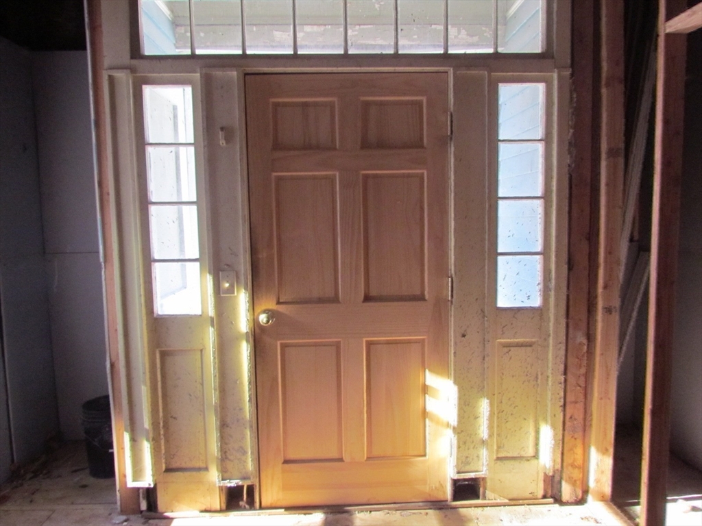 Lunenburg, Massachusetts, 01462, United States, 3 Bedrooms Bedrooms, ,3 BathroomsBathrooms,Residential,For Sale,1967616