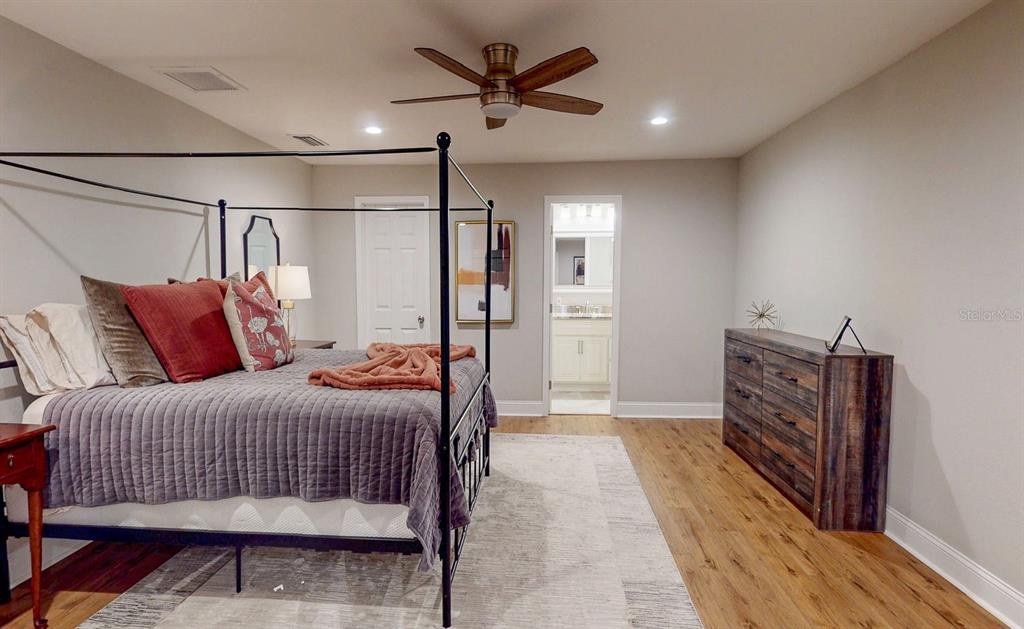 St Petersburg, Florida, 33713, United States, 3 Bedrooms Bedrooms, ,2 BathroomsBathrooms,Residential,For Sale,1985545