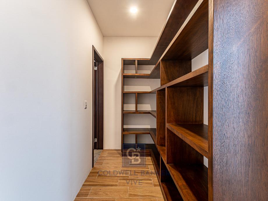 Querétaro, Querétaro, 76220, Mexico, 3 Bedrooms Bedrooms, ,3 BathroomsBathrooms,Residential,For Sale,1994389