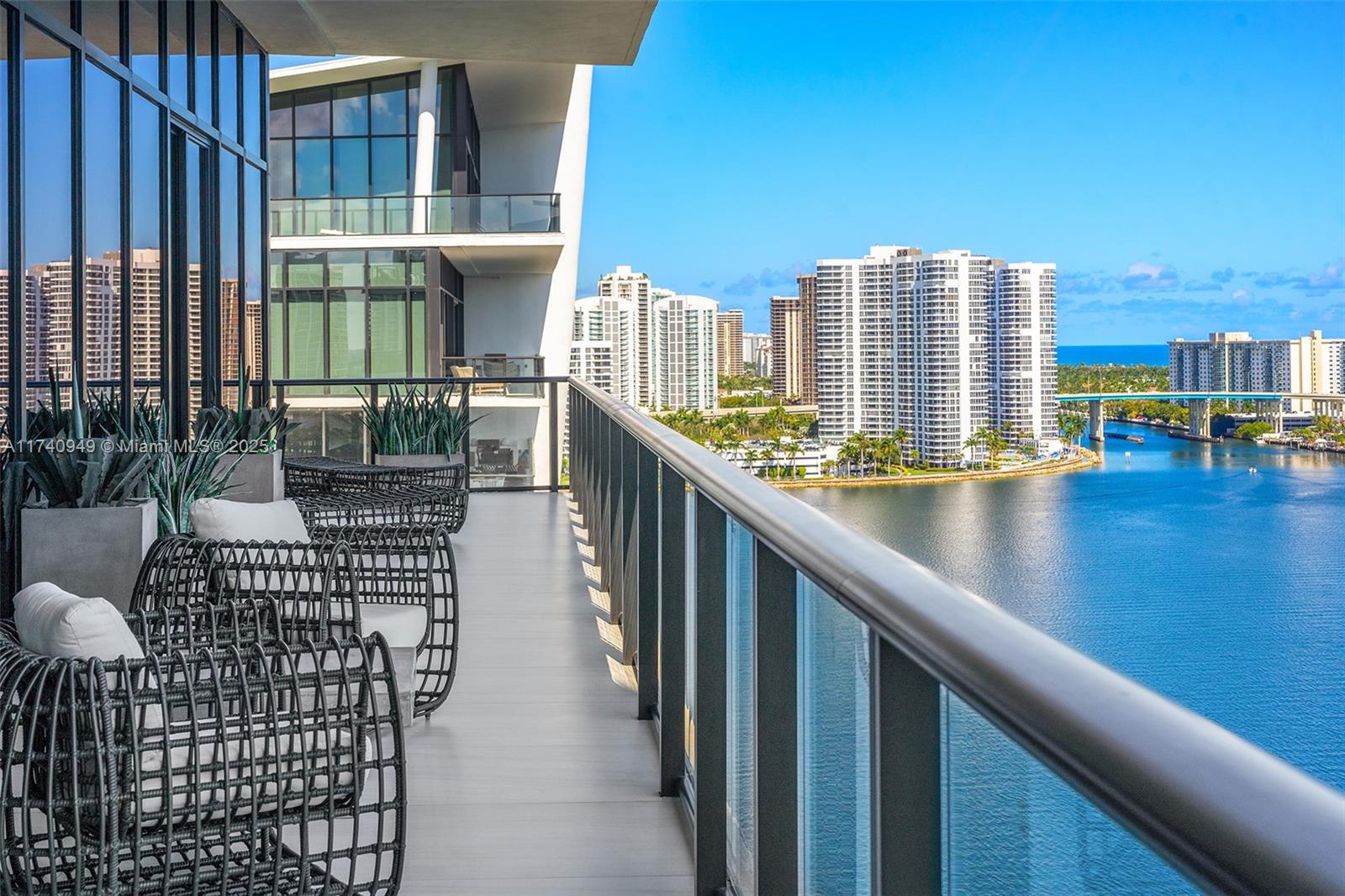 Aventura, Florida, 33160, United States, 6 Bedrooms Bedrooms, ,8 BathroomsBathrooms,Residential,For Sale,1708422