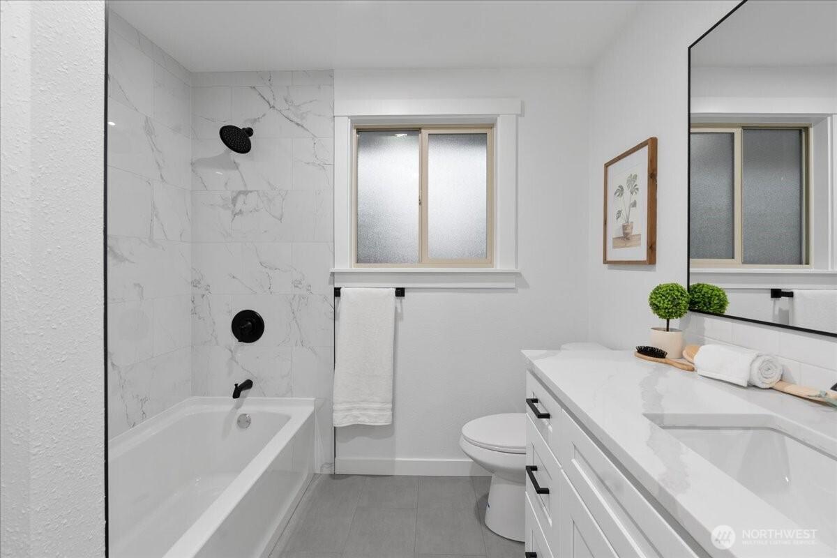 TACOMA, Washington, 98404, United States, 3 Bedrooms Bedrooms, ,2 BathroomsBathrooms,Residential,For Sale,2003286