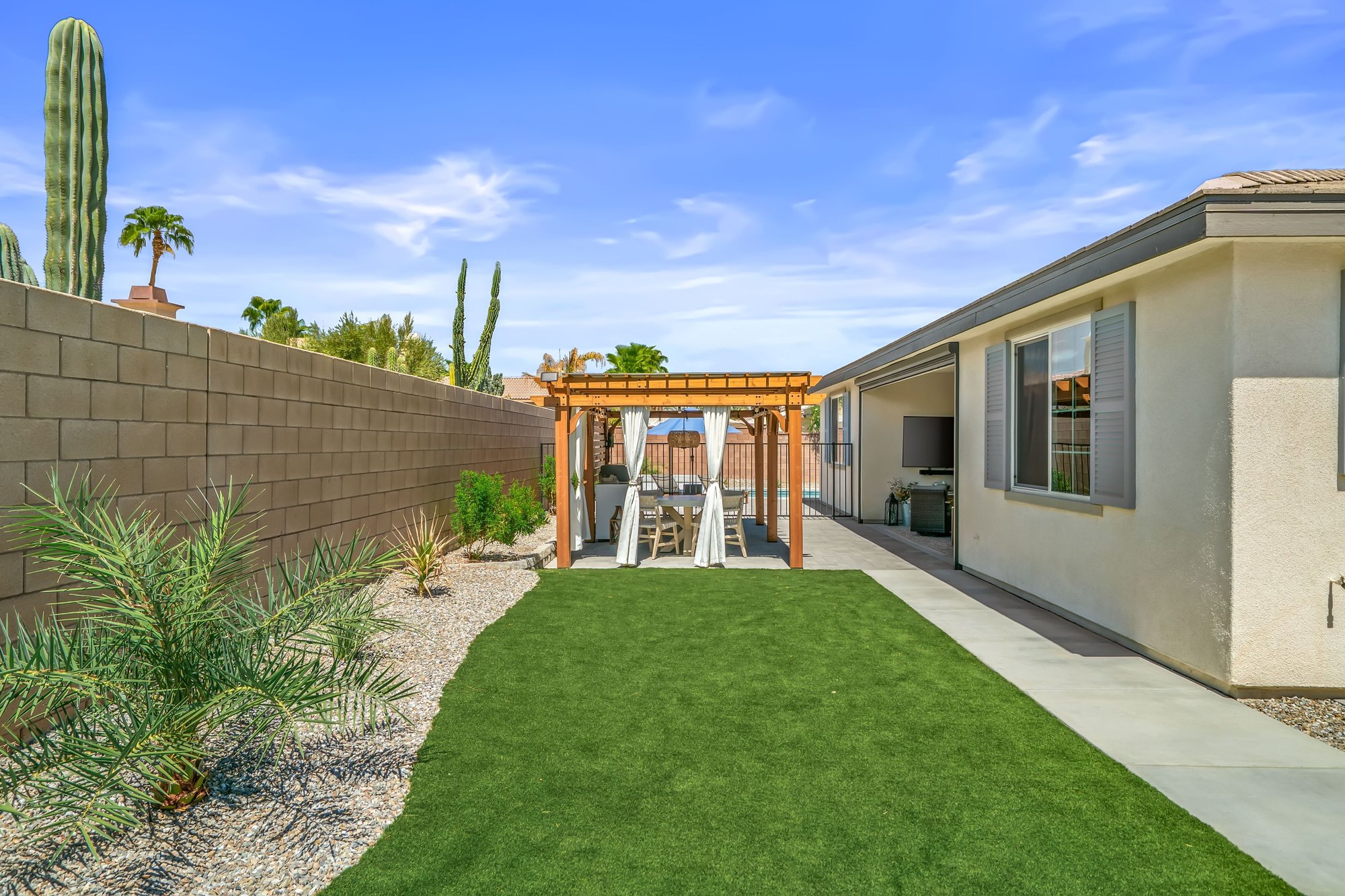  RARE LA QUINTA RETREAT DESIGNED FOR LUXURIOUS MULTIGENERATIONAL LIVING - 物件實景