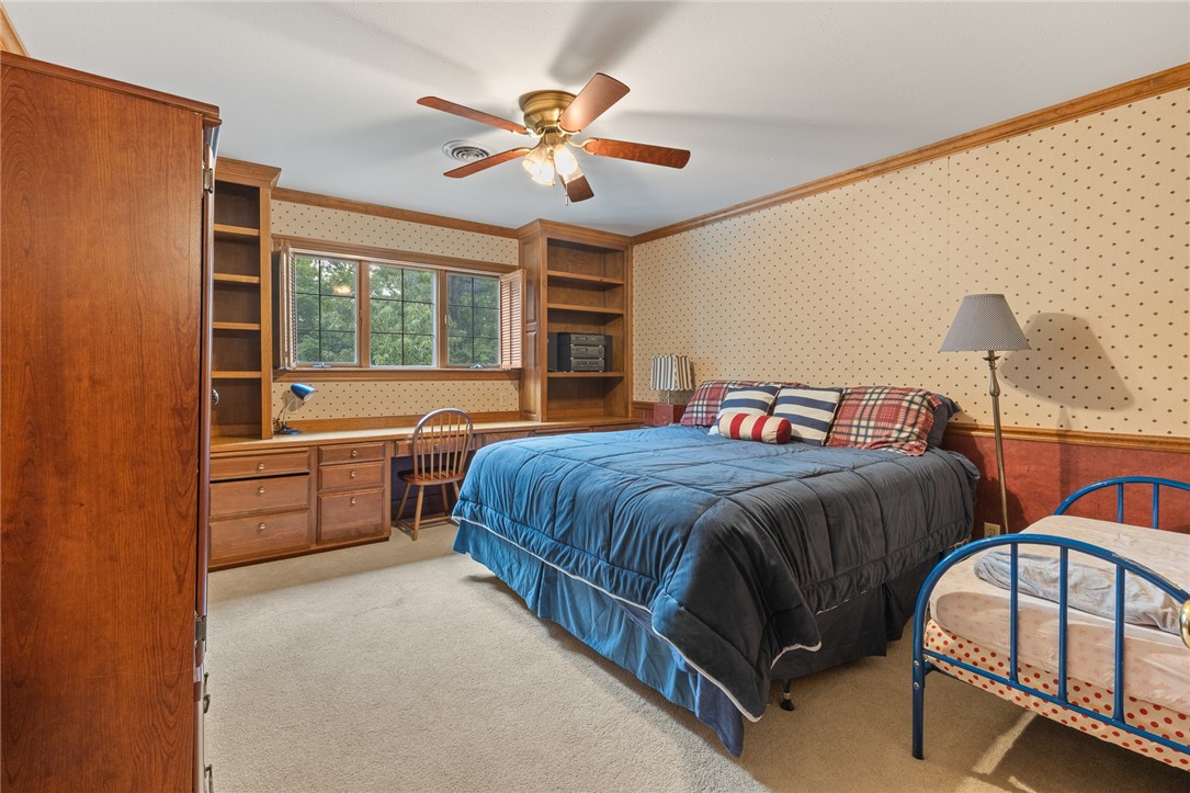 Harrison, Arkansas, 72601, United States, 7 Bedrooms Bedrooms, ,5 BathroomsBathrooms,Residential,For Sale,1850166