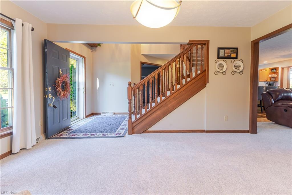 Chester, West Virginia, 26034, United States, 3 Bedrooms Bedrooms, ,3 BathroomsBathrooms,Residential,For Sale,1975770