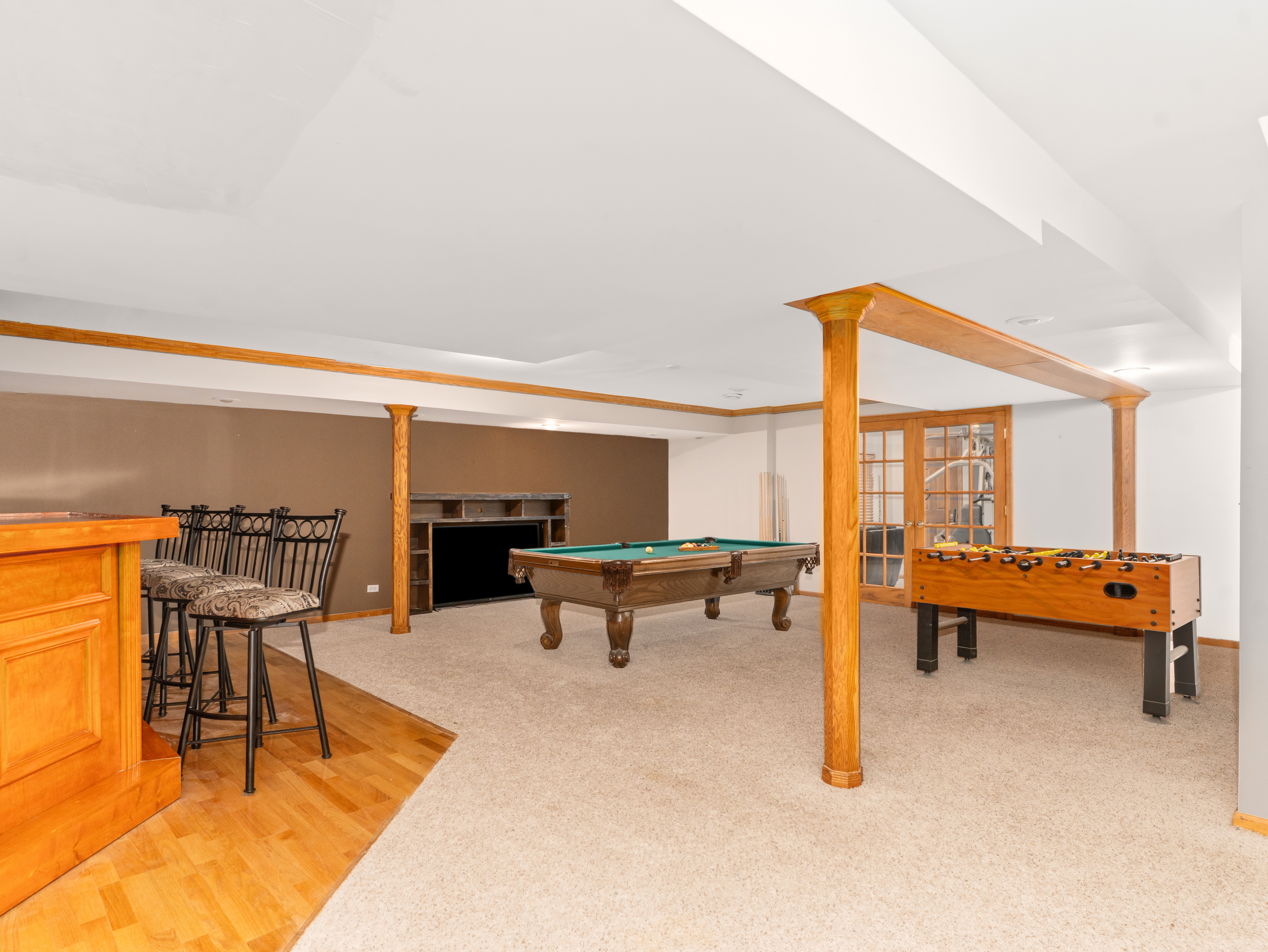  Welcome To An Exceptional Custom Home - 物件實景