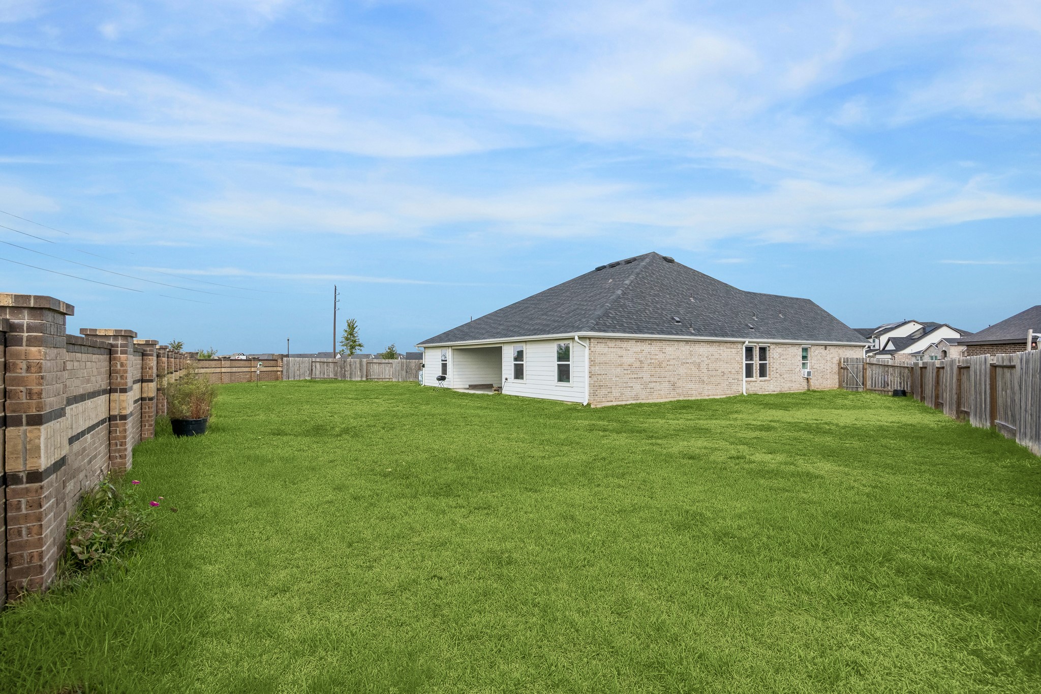  3938 Hordley Terrace Trail - 物件實景