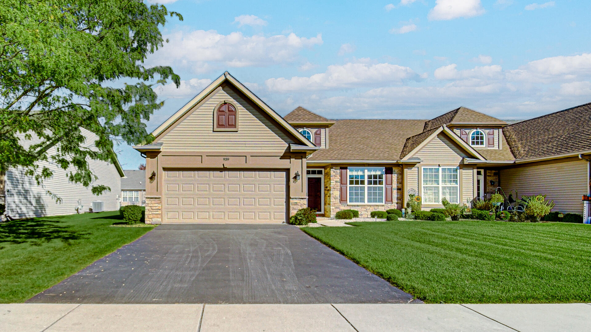 Rockwell Ln, Dyer, IN 46311