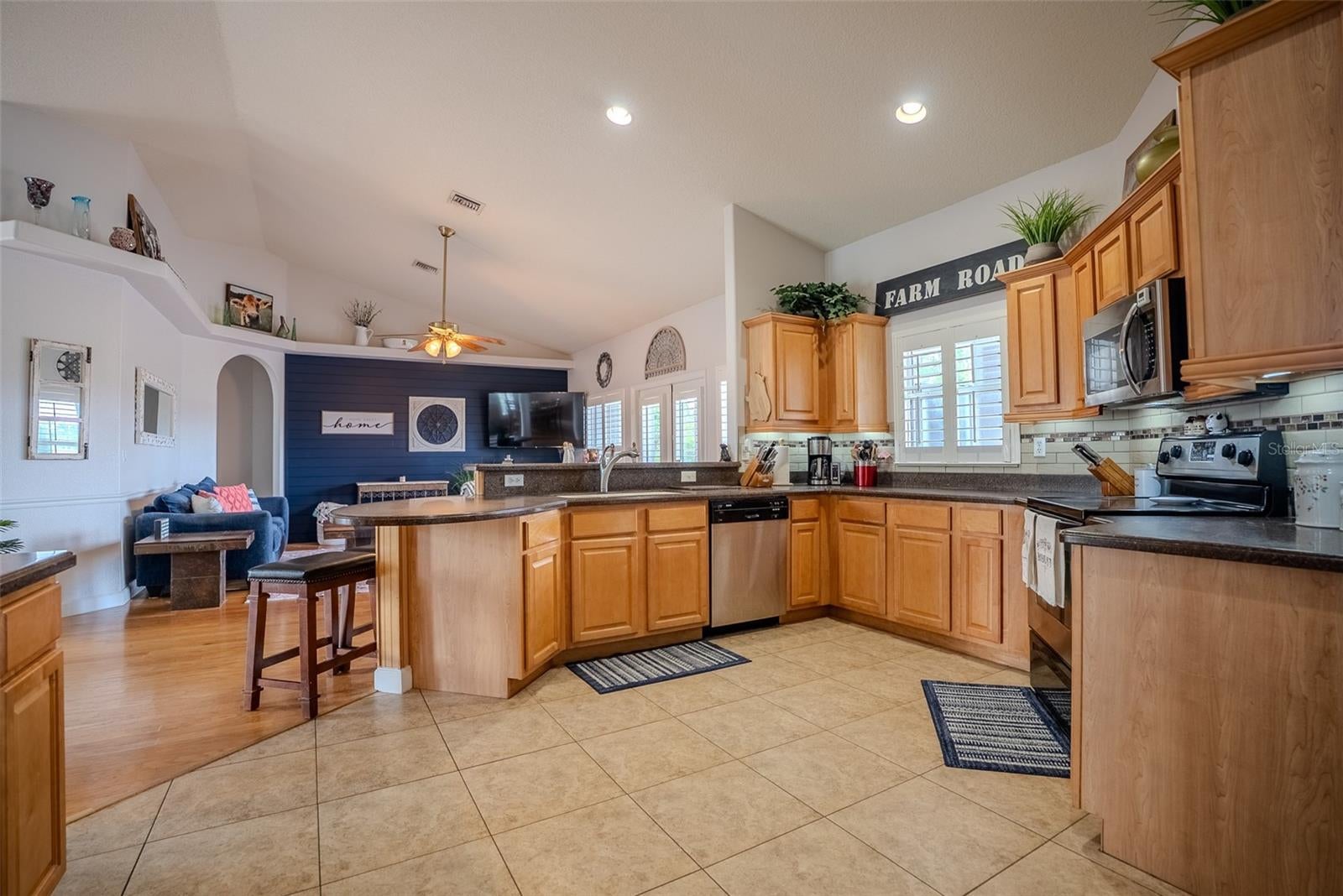 GROVELAND, Florida, 34736, United States, 4 Bedrooms Bedrooms, ,3 BathroomsBathrooms,Residential,For Sale,1759294