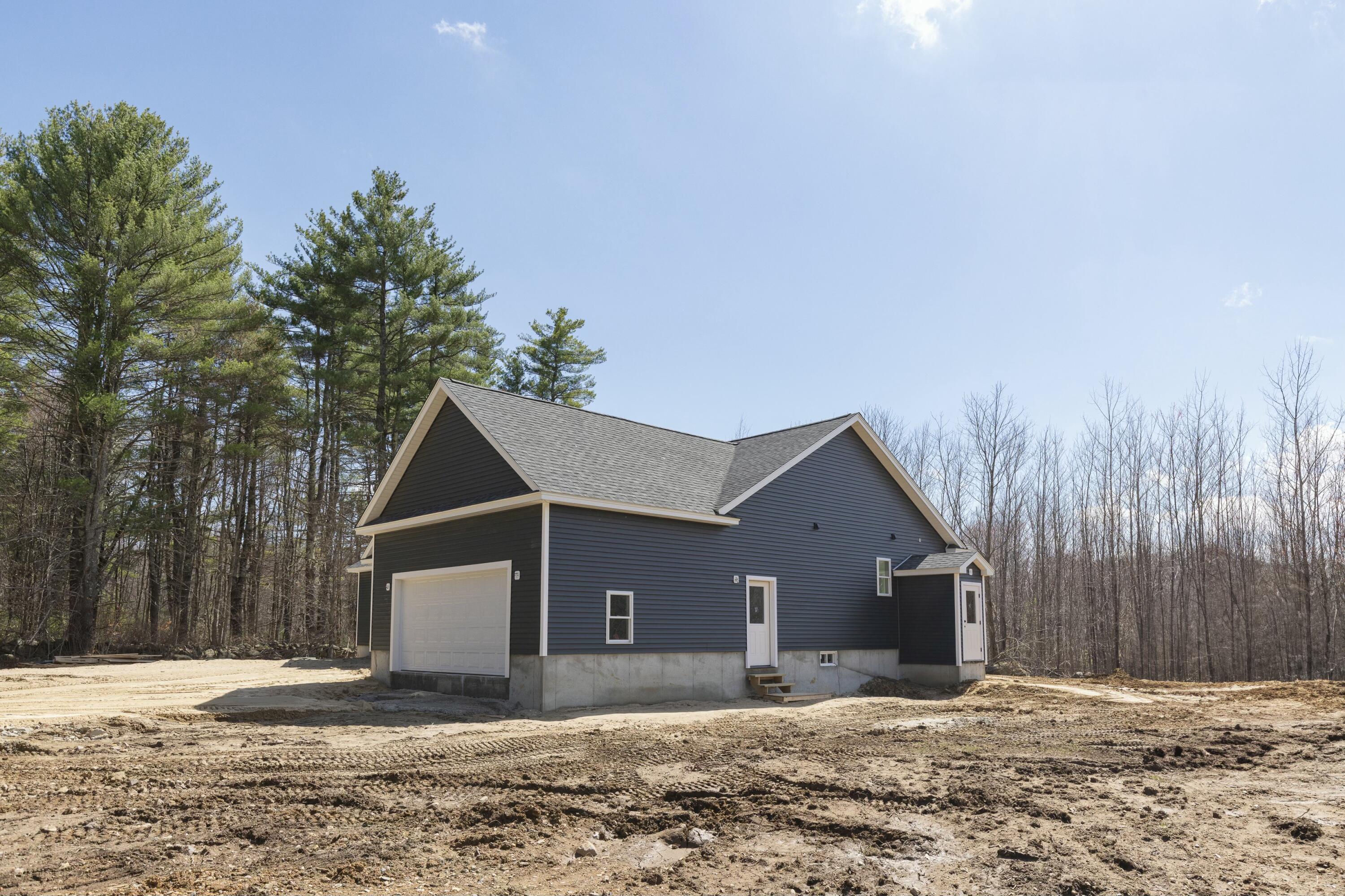 Lebanon, Maine, 04027, United States, 3 Bedrooms Bedrooms, ,3 BathroomsBathrooms,Residential,For Sale,1864632