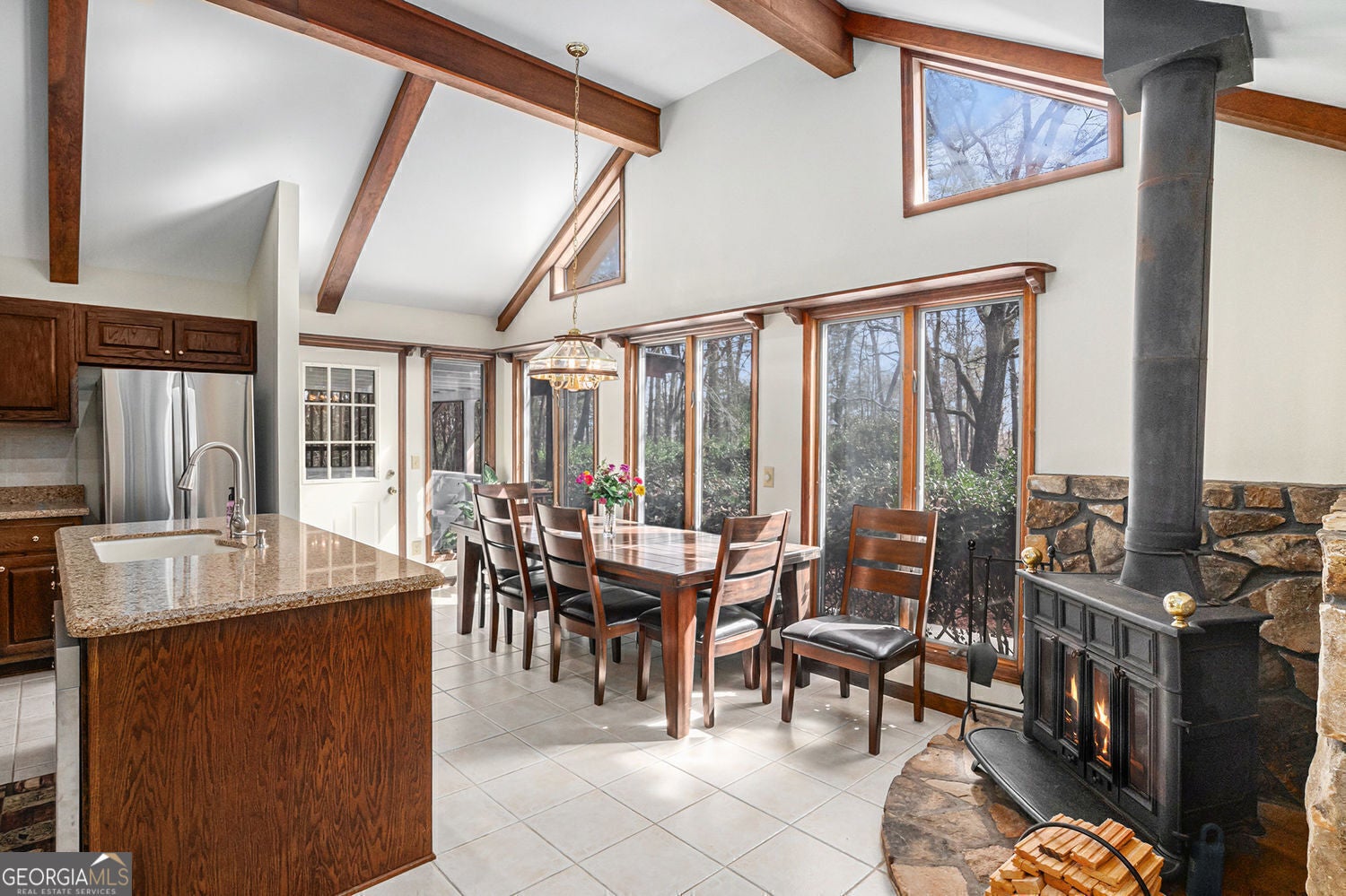 Dahlonega, Georgia, 30533, United States, 3 Bedrooms Bedrooms, ,2 BathroomsBathrooms,Residential,For Sale,1858994