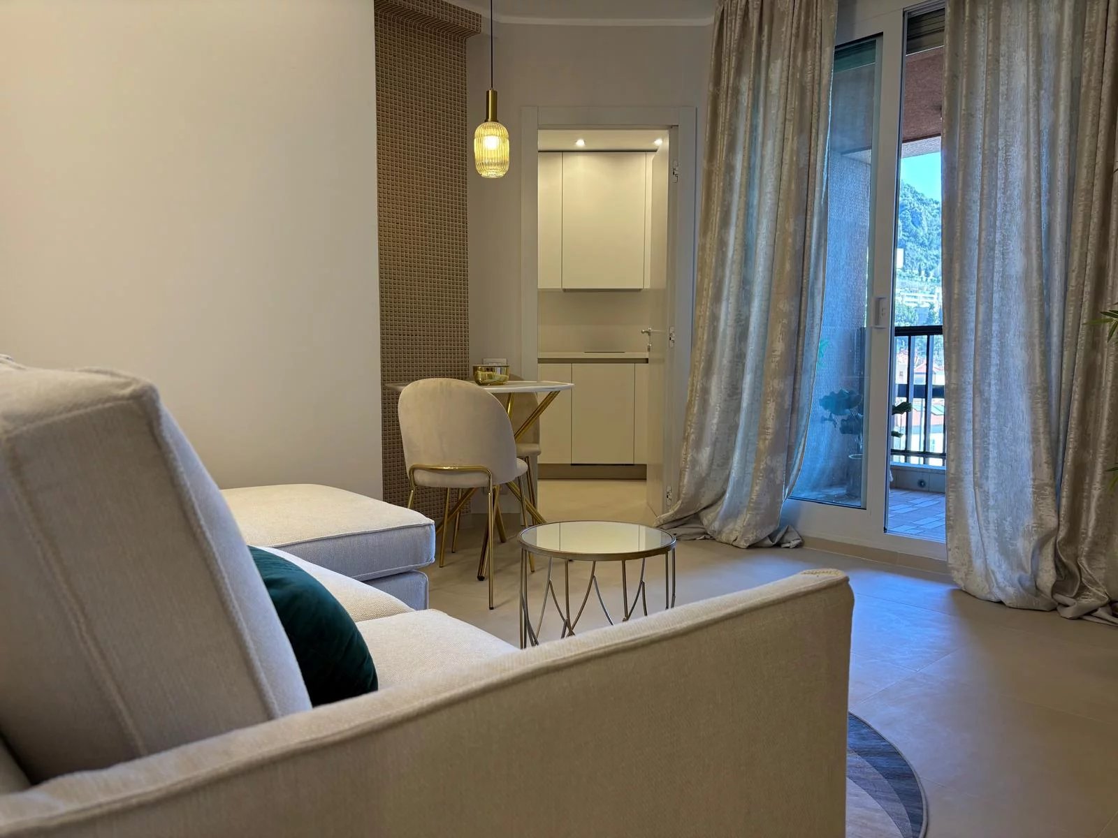 Monaco, 98000, MC, 1 Bedroom Bedrooms, ,1 BathroomBathrooms,Residential,For Sale,1743549