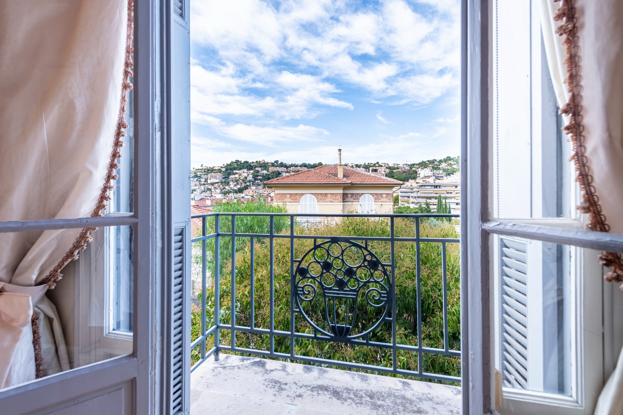  NICE – POÈTES DISTRICT – ELEGANT 1928 CHARACTER VILLA WITH GARDEN AND GARAGE - 物件實景