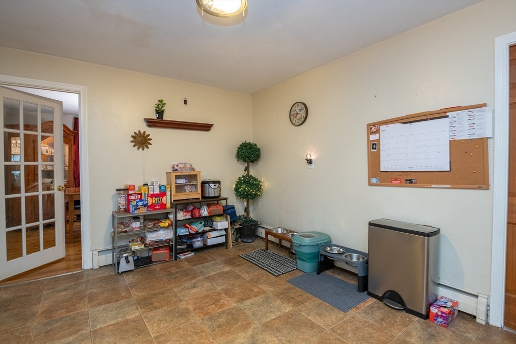 Lynnfield, Massachusetts, 01940, United States, 4 Bedrooms Bedrooms, ,3 BathroomsBathrooms,Residential,For Sale,2029876