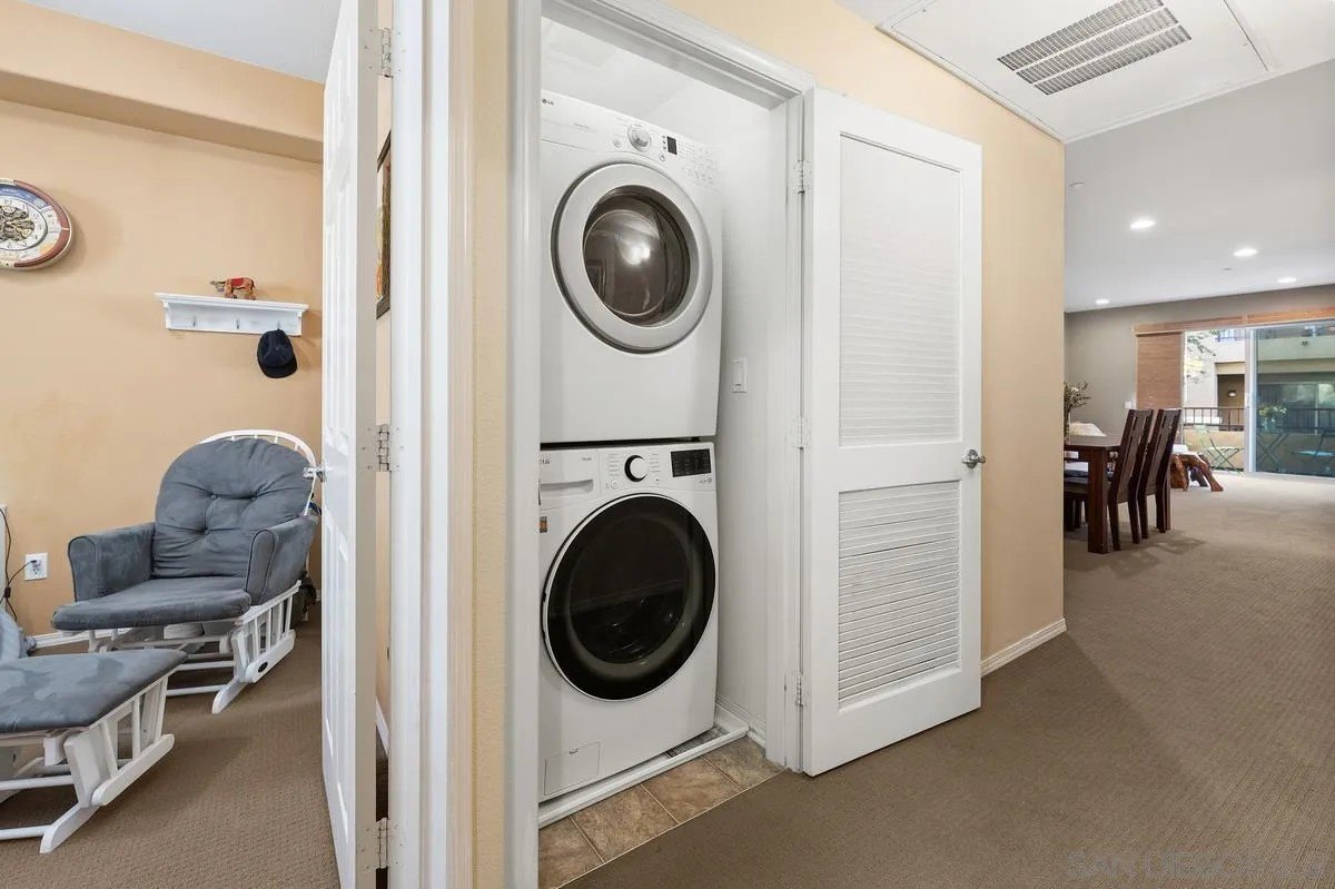 San Diego, California, 92105, United States, 2 Bedrooms Bedrooms, ,2 BathroomsBathrooms,Residential,For Sale,1970106