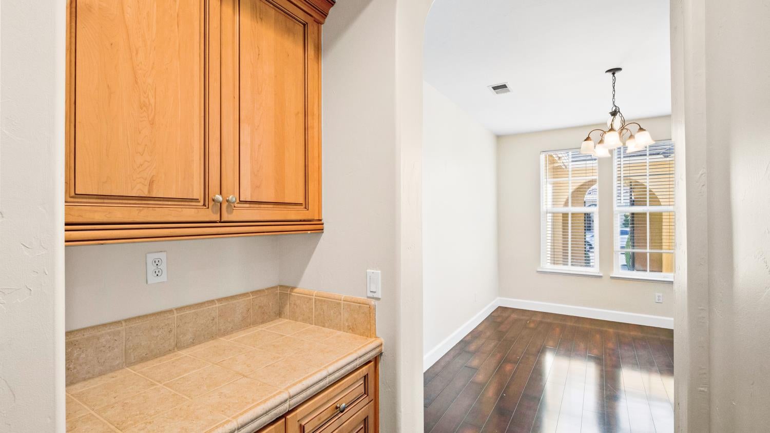 Sacramento, California, 95835, United States, 3 Bedrooms Bedrooms, ,3 BathroomsBathrooms,Residential,For Sale,1970680