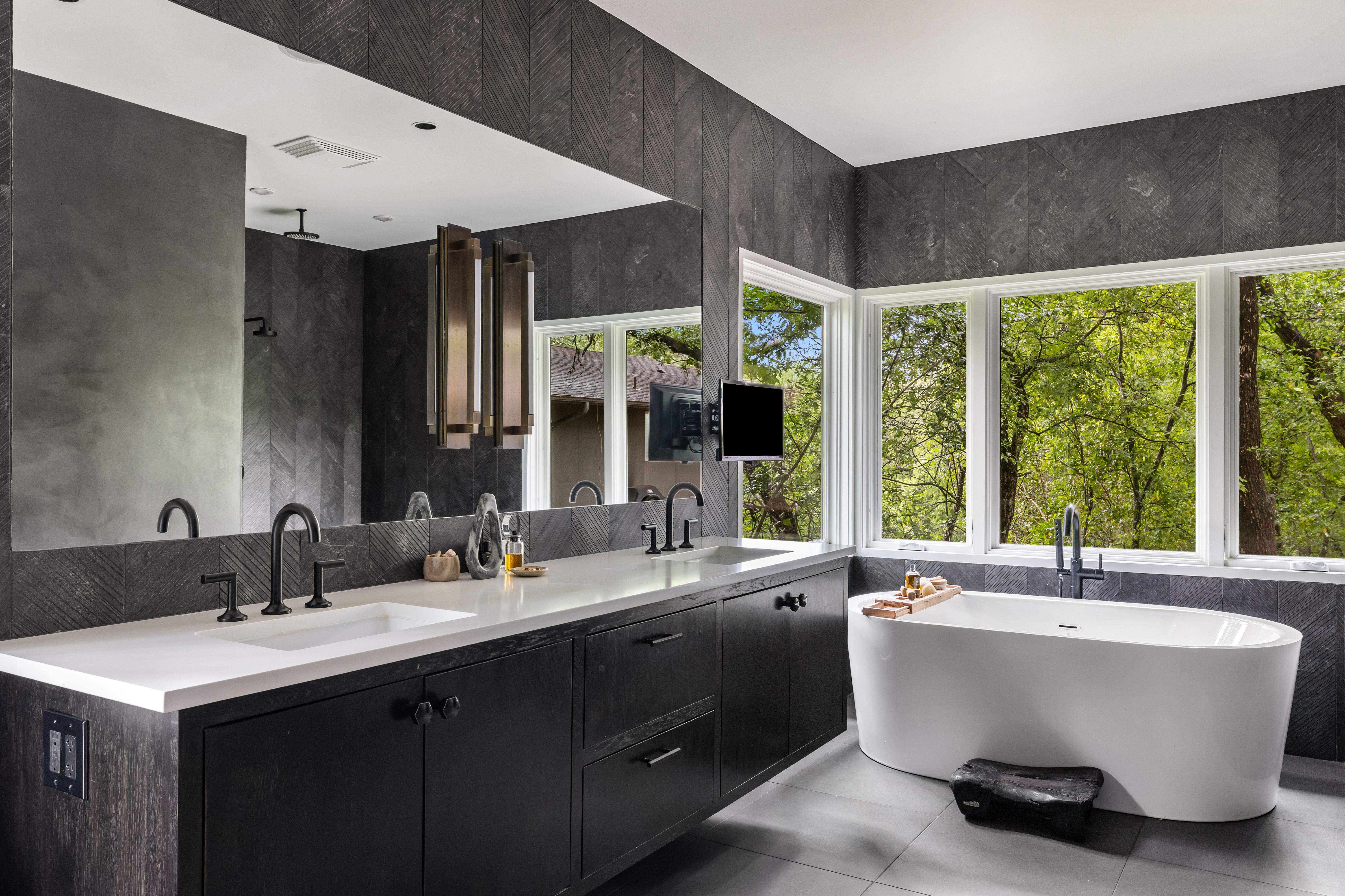  Sprawling Shoal Creek Retreat with Rare Privacy in Central Austin - 物件實景