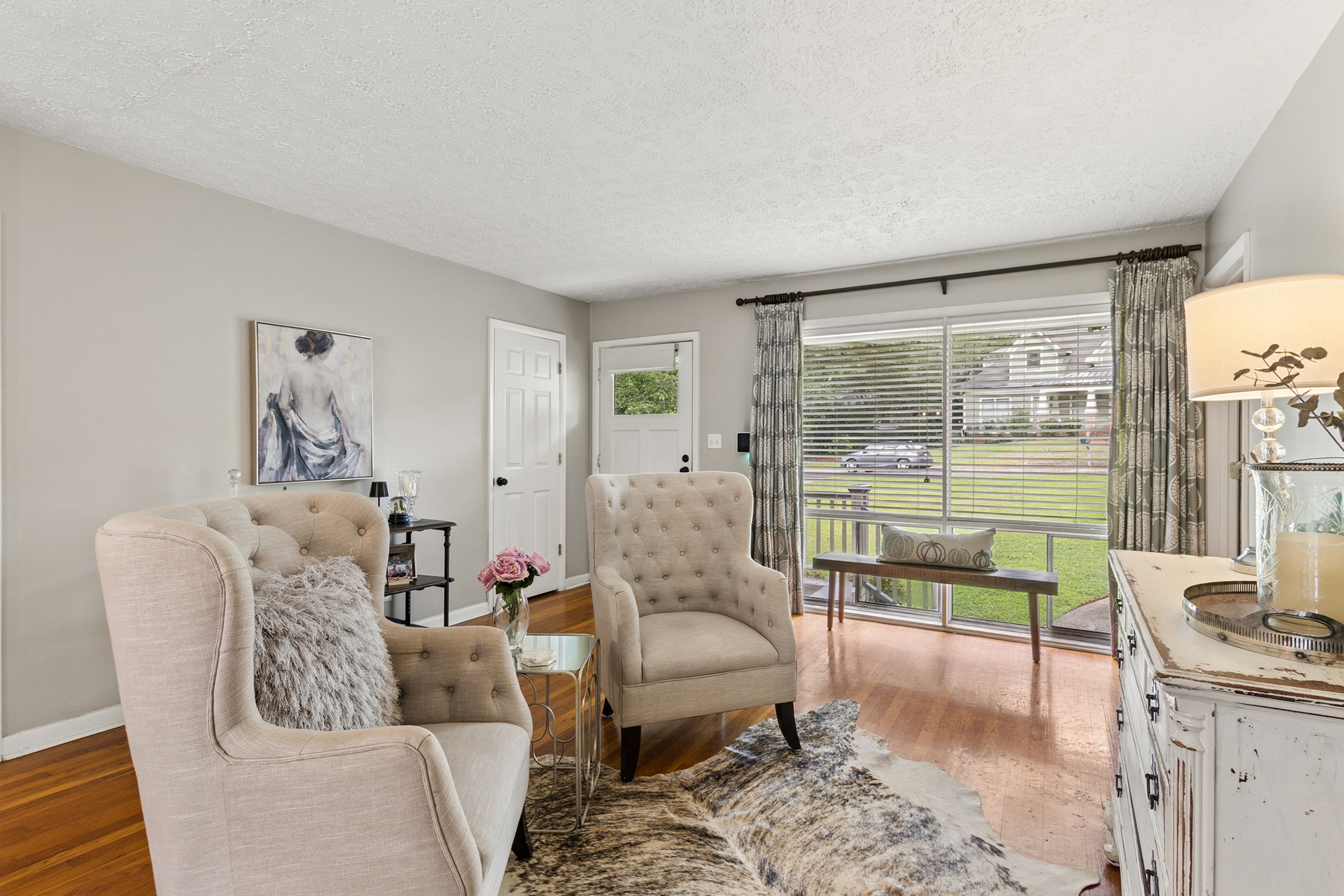  Updated Ranch in Coveted Forest Hills - 物件實景