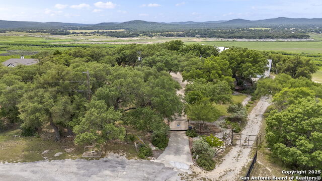 Lakehills, Texas, 78063, United States, 4 Bedrooms Bedrooms, ,5 BathroomsBathrooms,Residential,For Sale,1847540