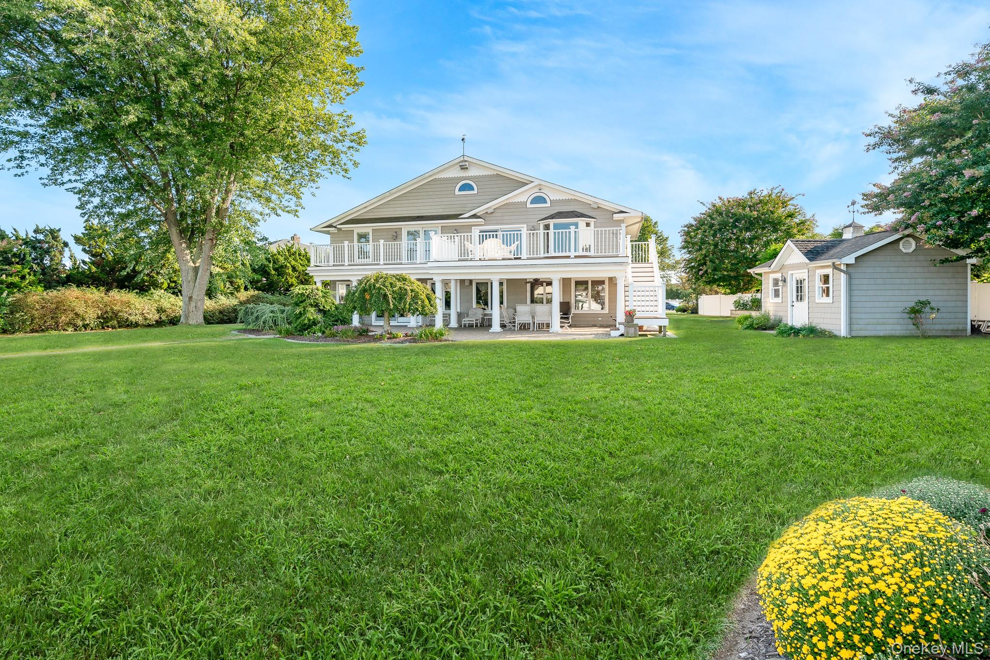 West Islip, New York, 11795, United States, 5 Bedrooms Bedrooms, ,5 BathroomsBathrooms,Residential,For Sale,1943882