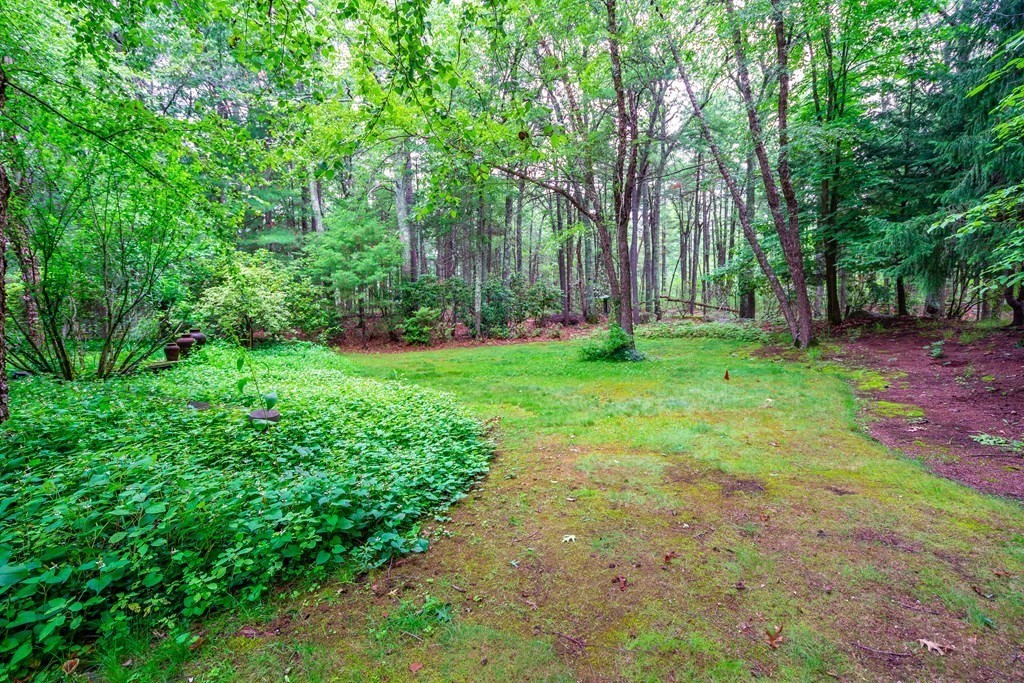 34 Bridle Path Way Way, Tyngsborough, Massachusetts, 01879, United States, 4 Bedrooms Bedrooms, ,4 BathroomsBathrooms,Residential,For Sale,34 Bridle Path Way Way,1009810