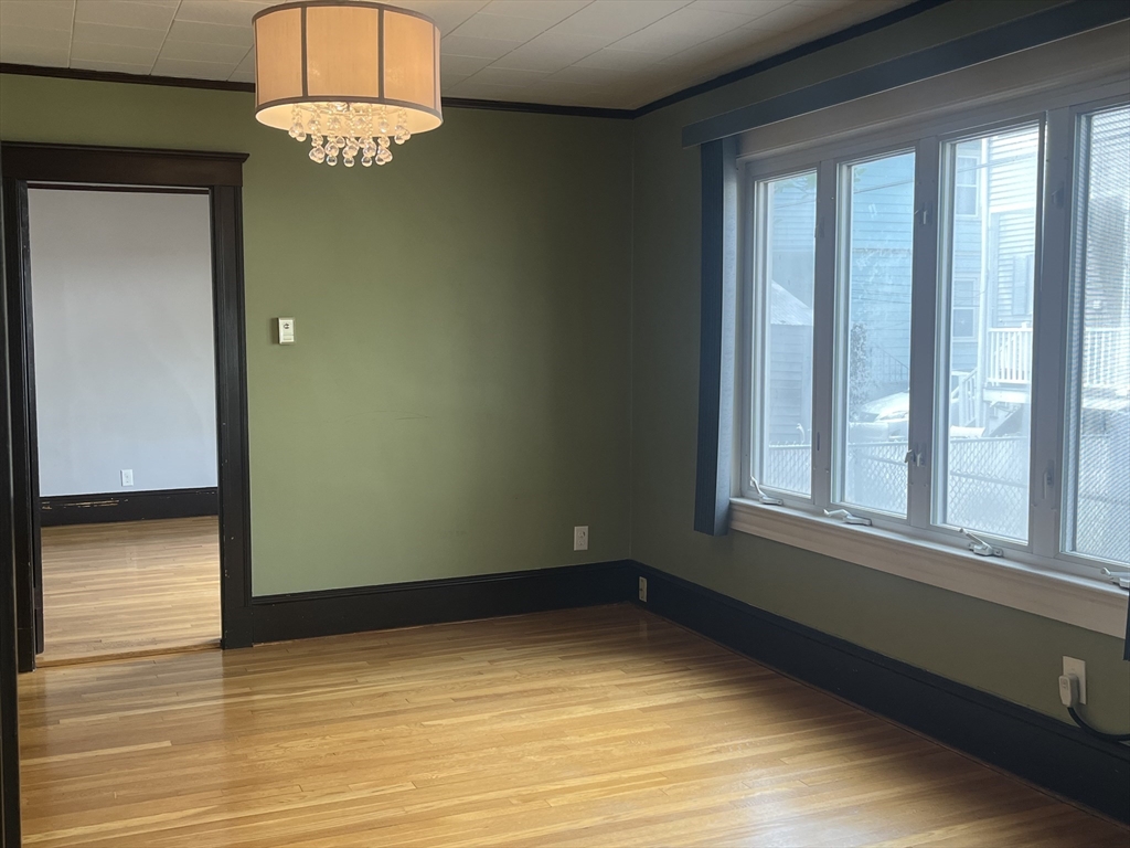 Everett, Massachusetts, 02149, United States, 3 Bedrooms Bedrooms, ,3 BathroomsBathrooms,Residential,For Sale,1923933