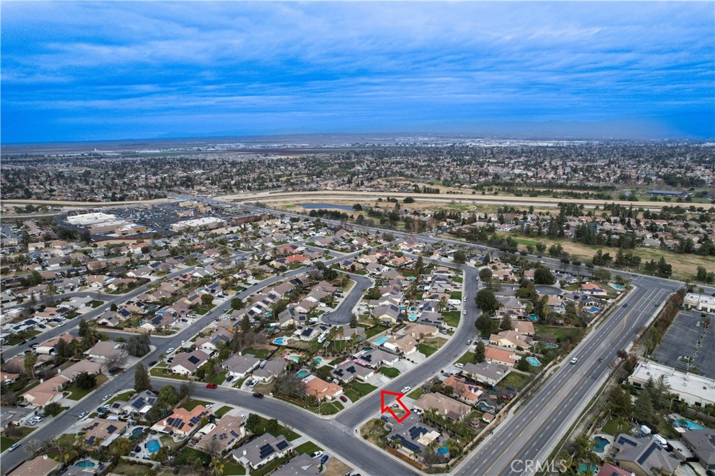 Bakersfield, California, 93312, United States, 3 Bedrooms Bedrooms, ,2 BathroomsBathrooms,Residential,For Sale,1915632