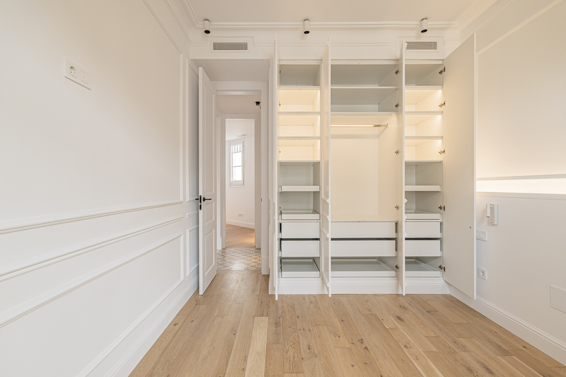  Extraordinary top-floor apartment in the central Eixample district - 物件實景