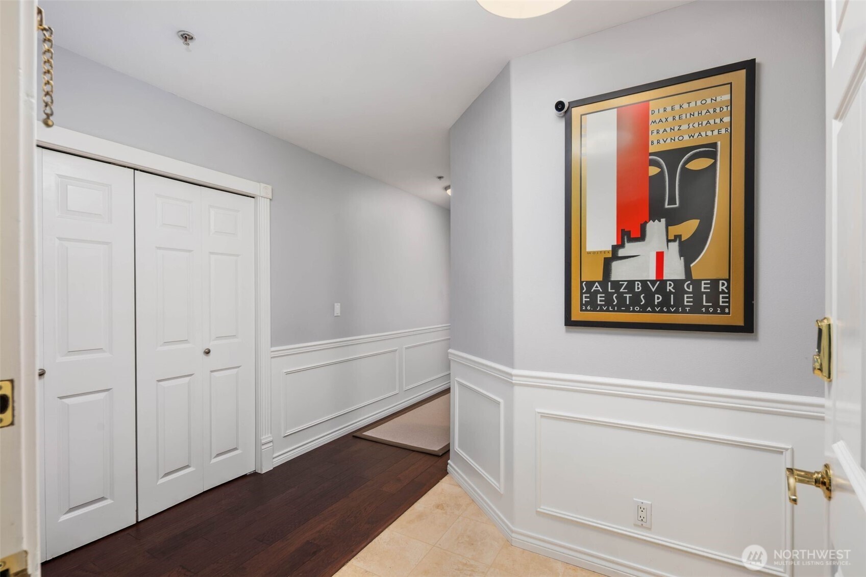 Seattle, Washington, 98116, United States, 2 Bedrooms Bedrooms, ,2 BathroomsBathrooms,Residential,For Sale,1949769