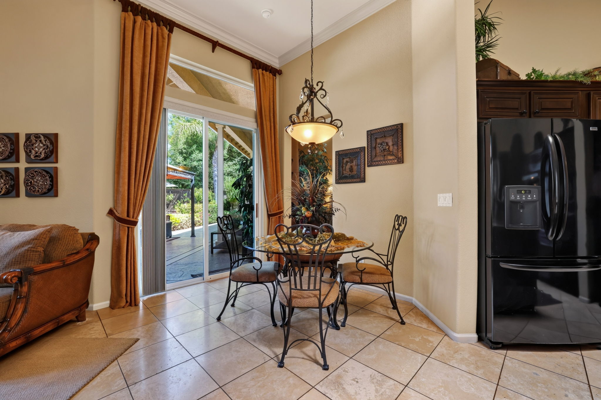  3729 Lake Terrace Drive, Elk Grove, CA 95758 - 物件實景