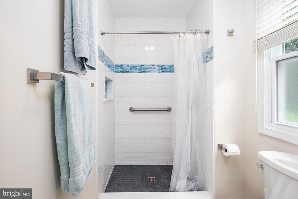 Rehoboth Beach, Delaware, 19971, United States, 3 Bedrooms Bedrooms, ,2 BathroomsBathrooms,Residential,For Sale,1821364