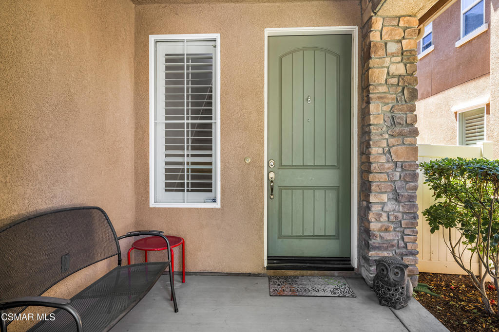 Newbury Park, California, 91320, United States, 4 Bedrooms Bedrooms, ,3 BathroomsBathrooms,Residential,For Sale,1899538