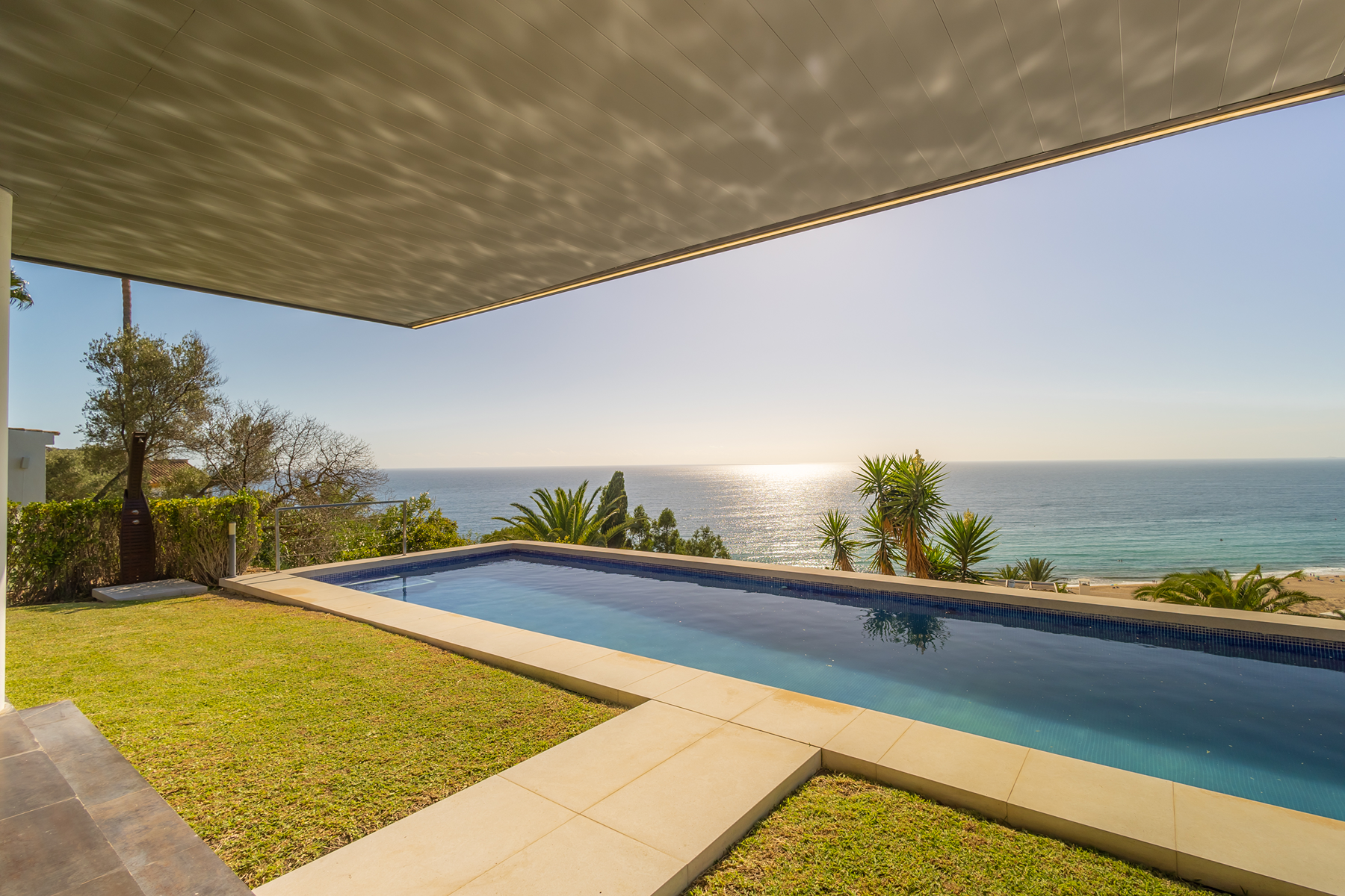  Contemporary beachfront residence in Atlanterra - 物件實景