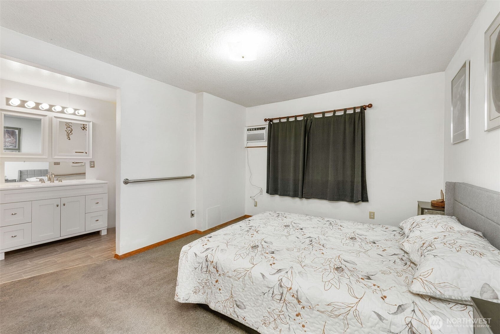 Port Orchard, Washington, 98367, United States, 3 Bedrooms Bedrooms, ,1 BathroomBathrooms,Residential,For Sale,1804600