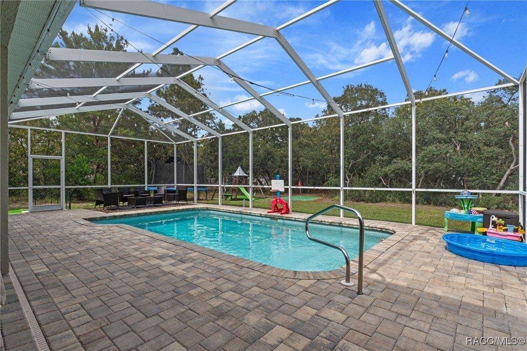 Beverly Hills, Florida, 34465, United States, 3 Bedrooms Bedrooms, ,2 BathroomsBathrooms,Residential,For Sale,1976634