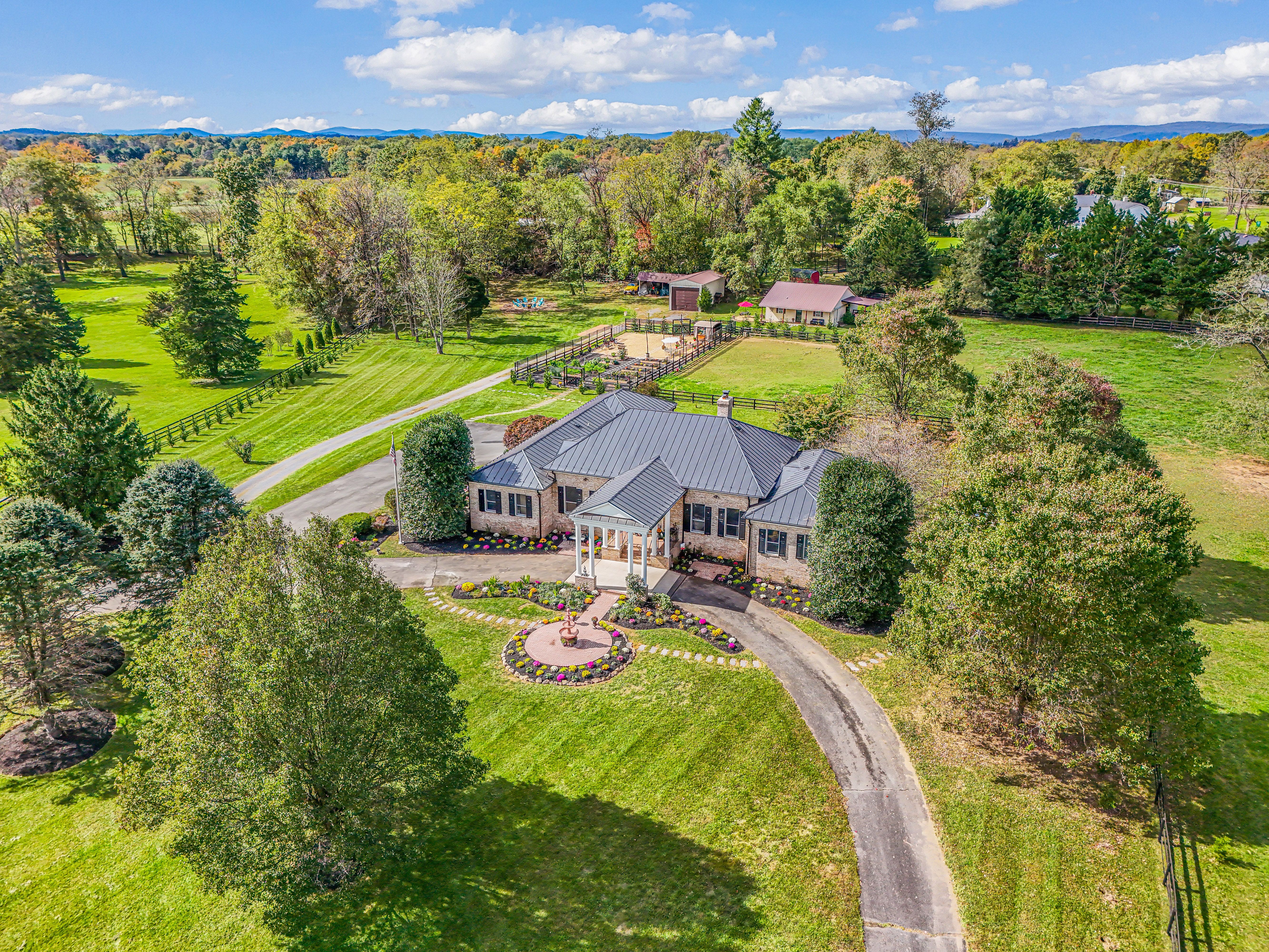  23333 Four Chimneys Lane, Middleburg, VA, 20117 - 物件實景