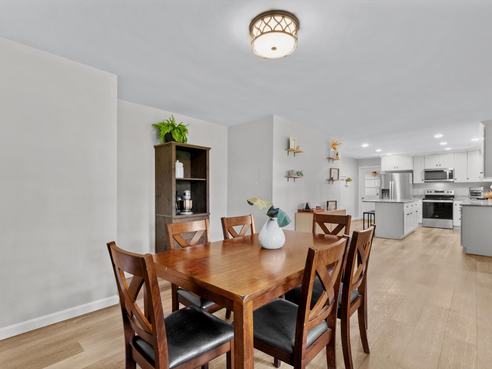  11 Mendon Road, Northbridge, MA 01534 - 物件實景