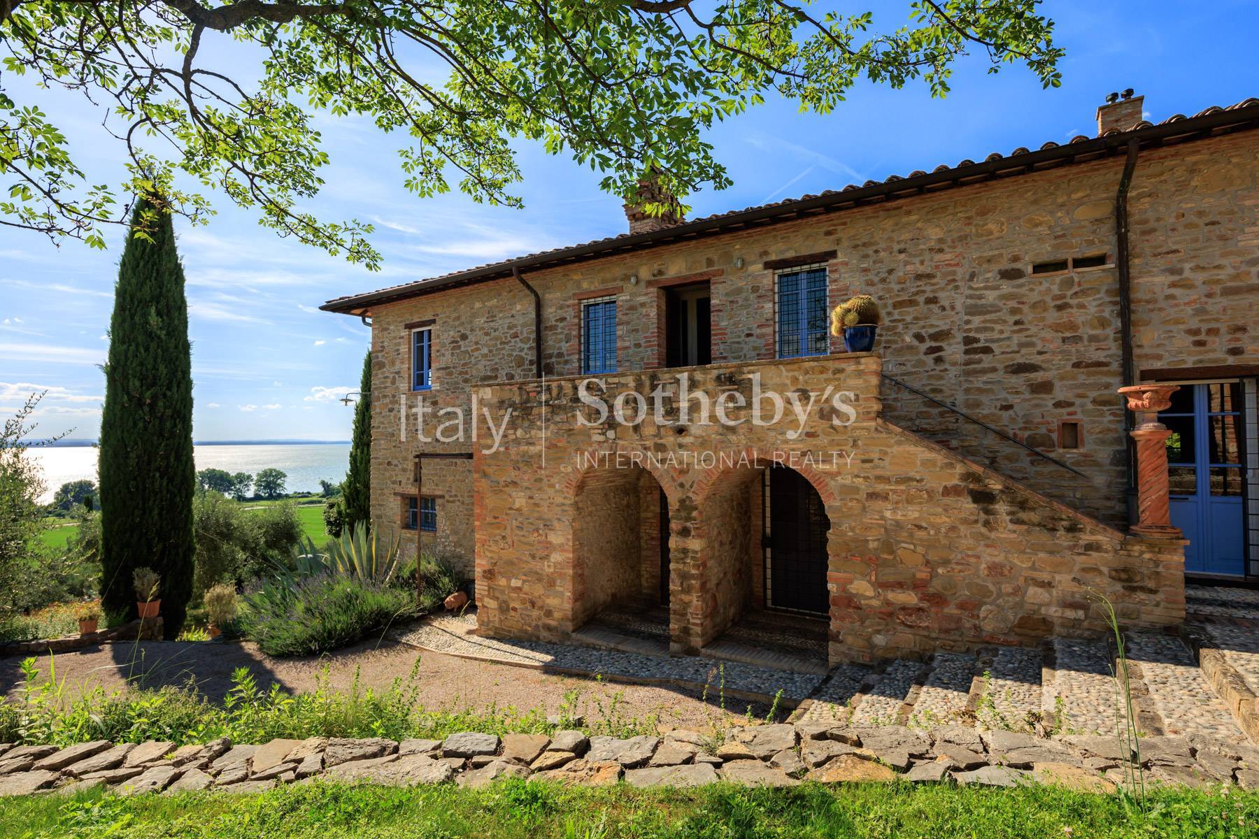  Esquisite villa with breathtaking view on the Lake Trasimeno - 物件實景