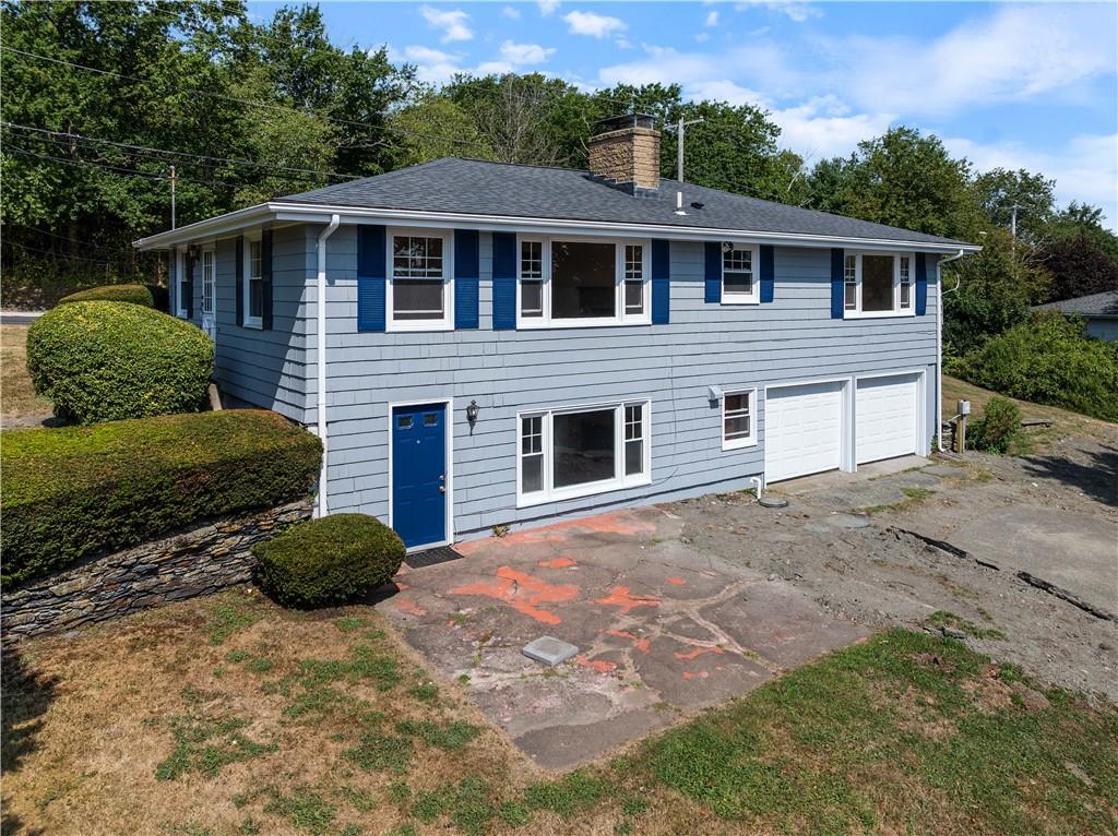 Portsmouth, Rhode Island, 02871, United States, 3 Bedrooms Bedrooms, ,2 BathroomsBathrooms,Residential,For Sale,1974528