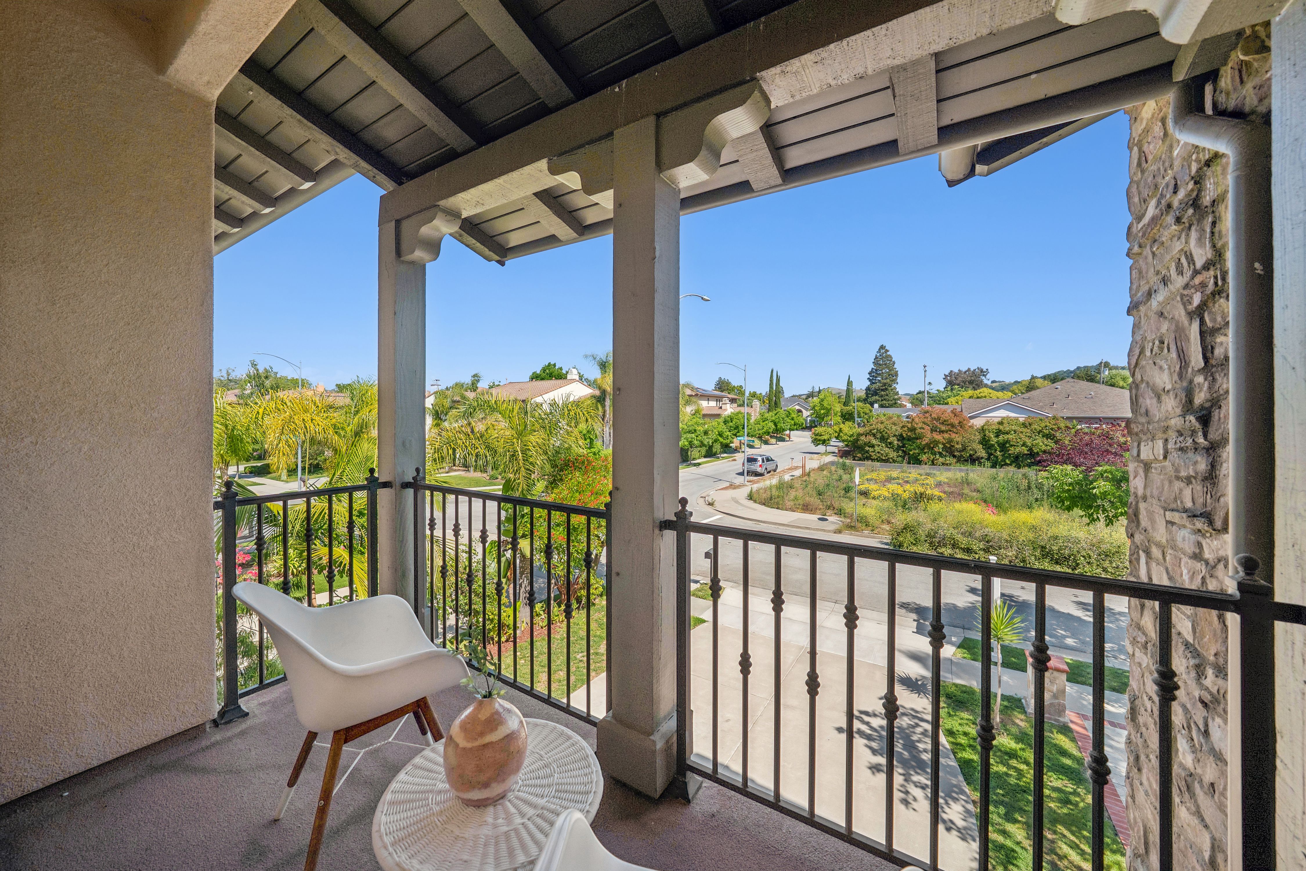  Elegant Almaden Valley Retreat With Scenic Foothill Views - 物件實景