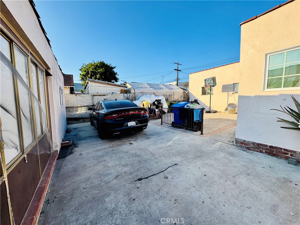 Los Angeles, California, 90023, United States, 4 Bedrooms Bedrooms, ,3 BathroomsBathrooms,Residential,For Sale,2013063