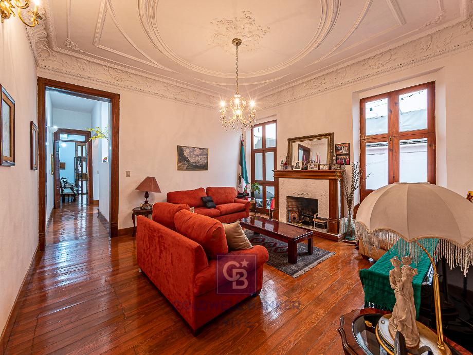 Chihuahua, Cuauhtémoc, Ciudad de México, 06700, Mexico, 5 Bedrooms Bedrooms, ,4 BathroomsBathrooms,Residential,For Sale,Chihuahua,1571530