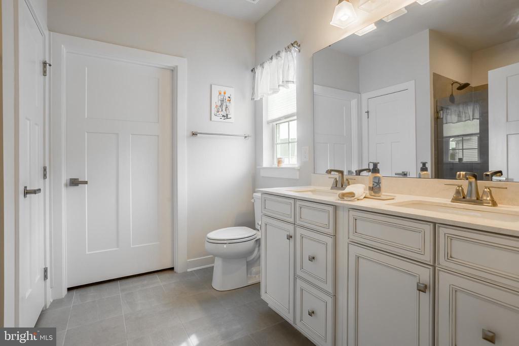Middletown, Delaware, 19709, United States, 3 Bedrooms Bedrooms, ,3 BathroomsBathrooms,Residential,For Sale,1940080