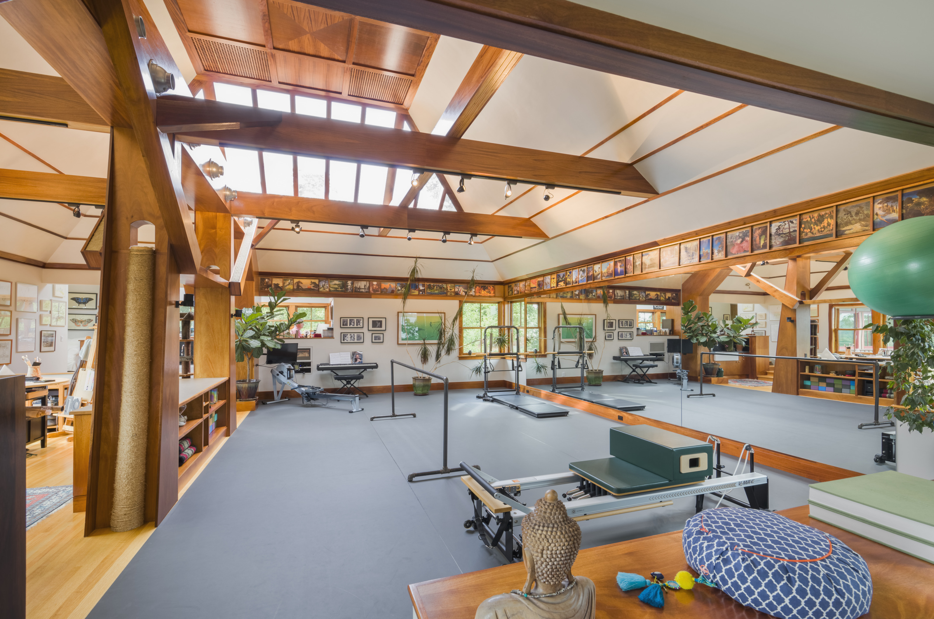  Majestically set on 15.22 Private Acres Overlooking The River - 物件實景