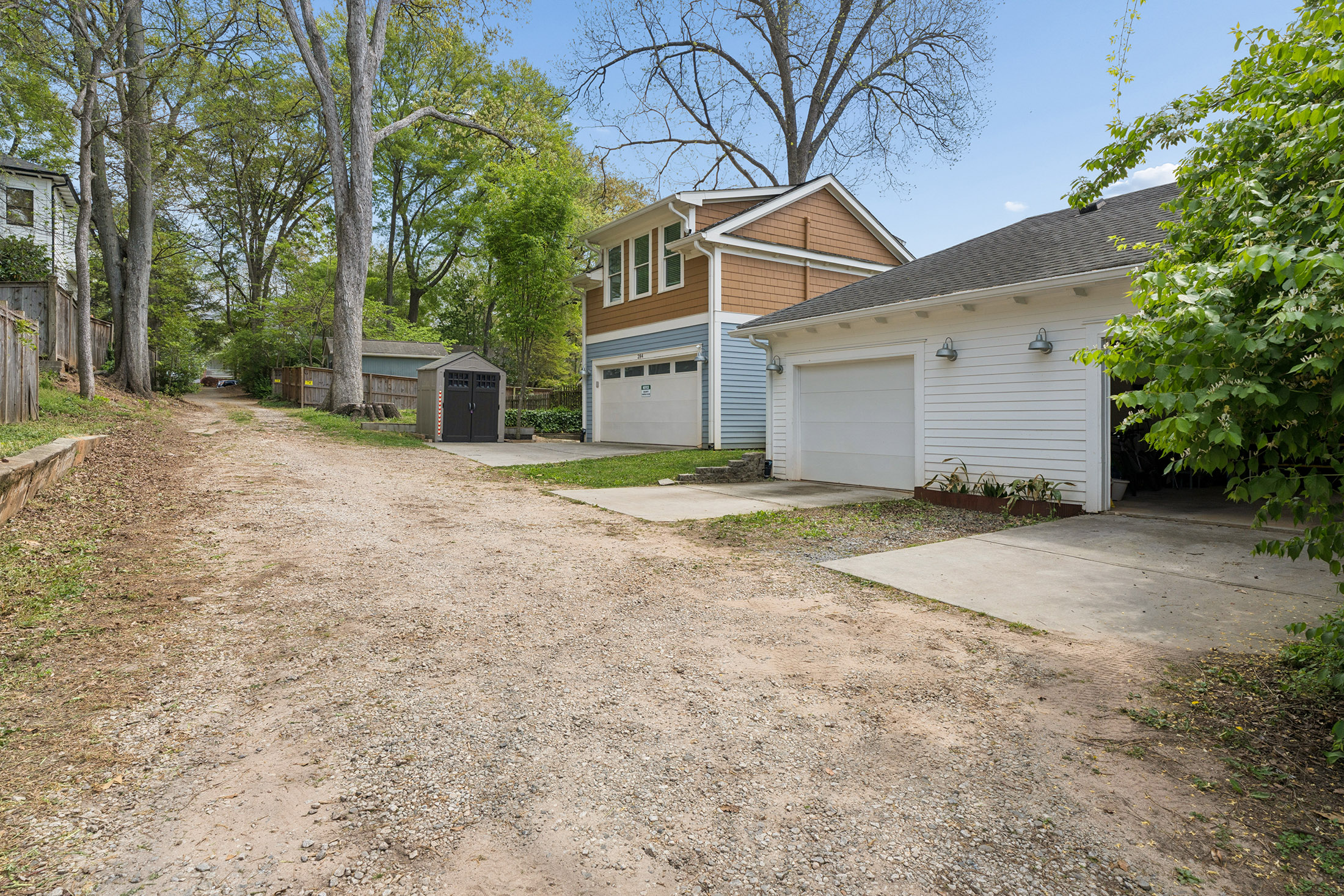  beautifully designed craftsman-style townhome near grant  park - 物件實景