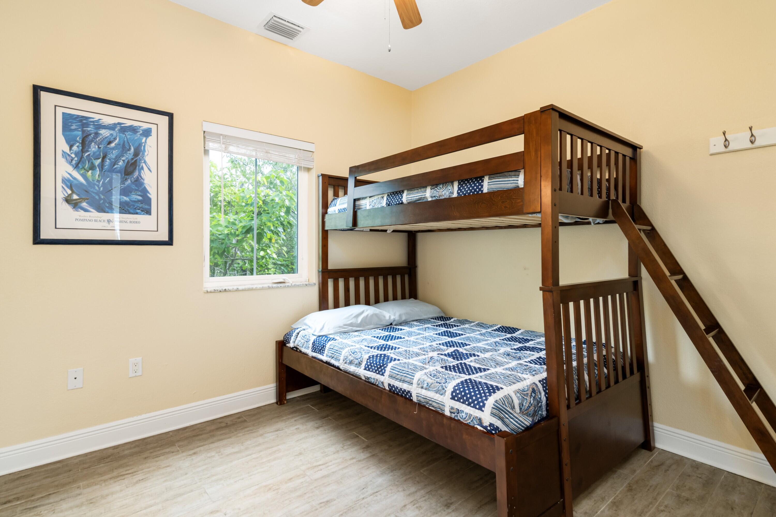 MARATHON, Florida, 33050, United States, 3 Bedrooms Bedrooms, ,2 BathroomsBathrooms,Residential,For Sale,1989010