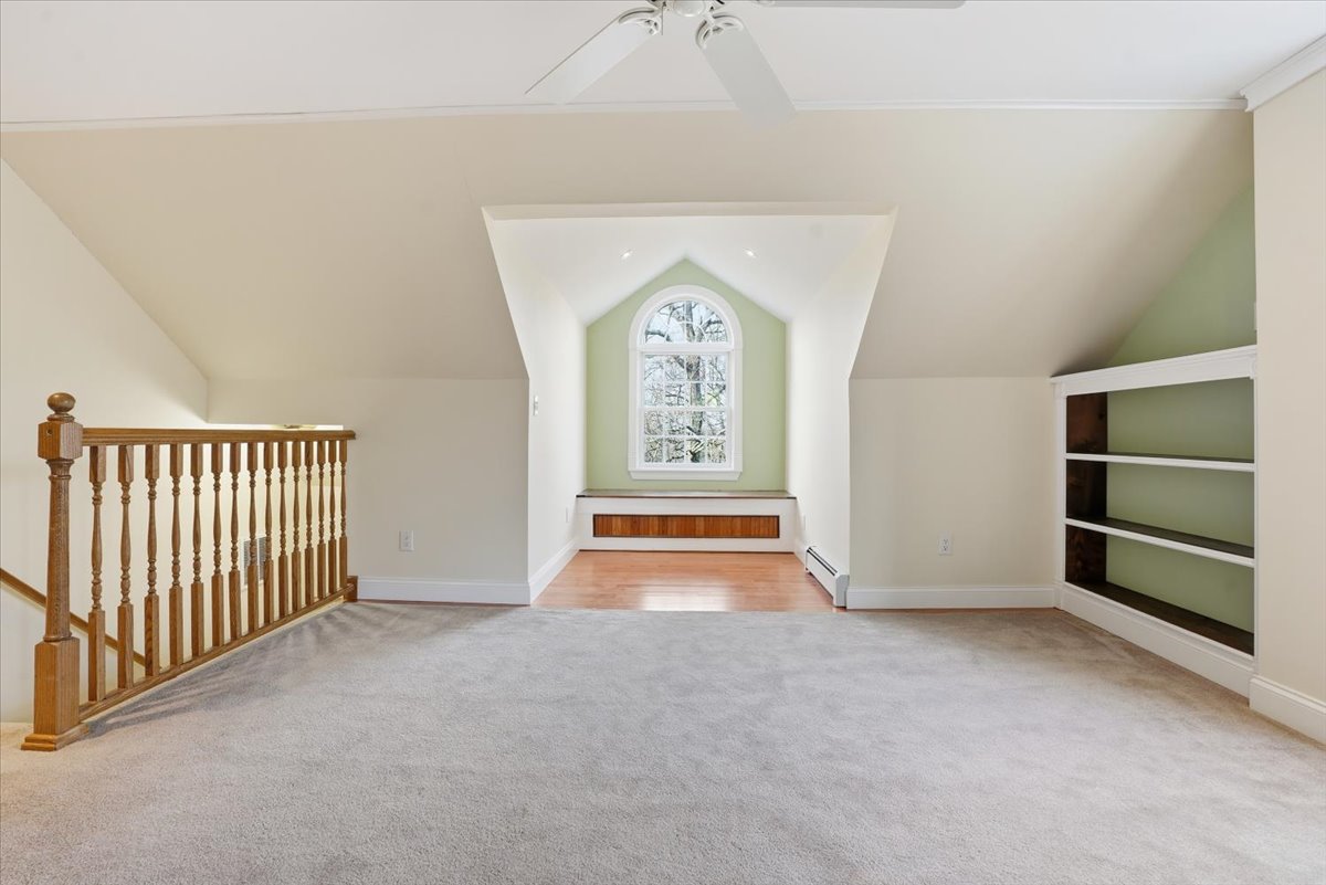 Milford, Pennsylvania, 18337, United States, 4 Bedrooms Bedrooms, ,3 BathroomsBathrooms,Residential,For Sale,2013781