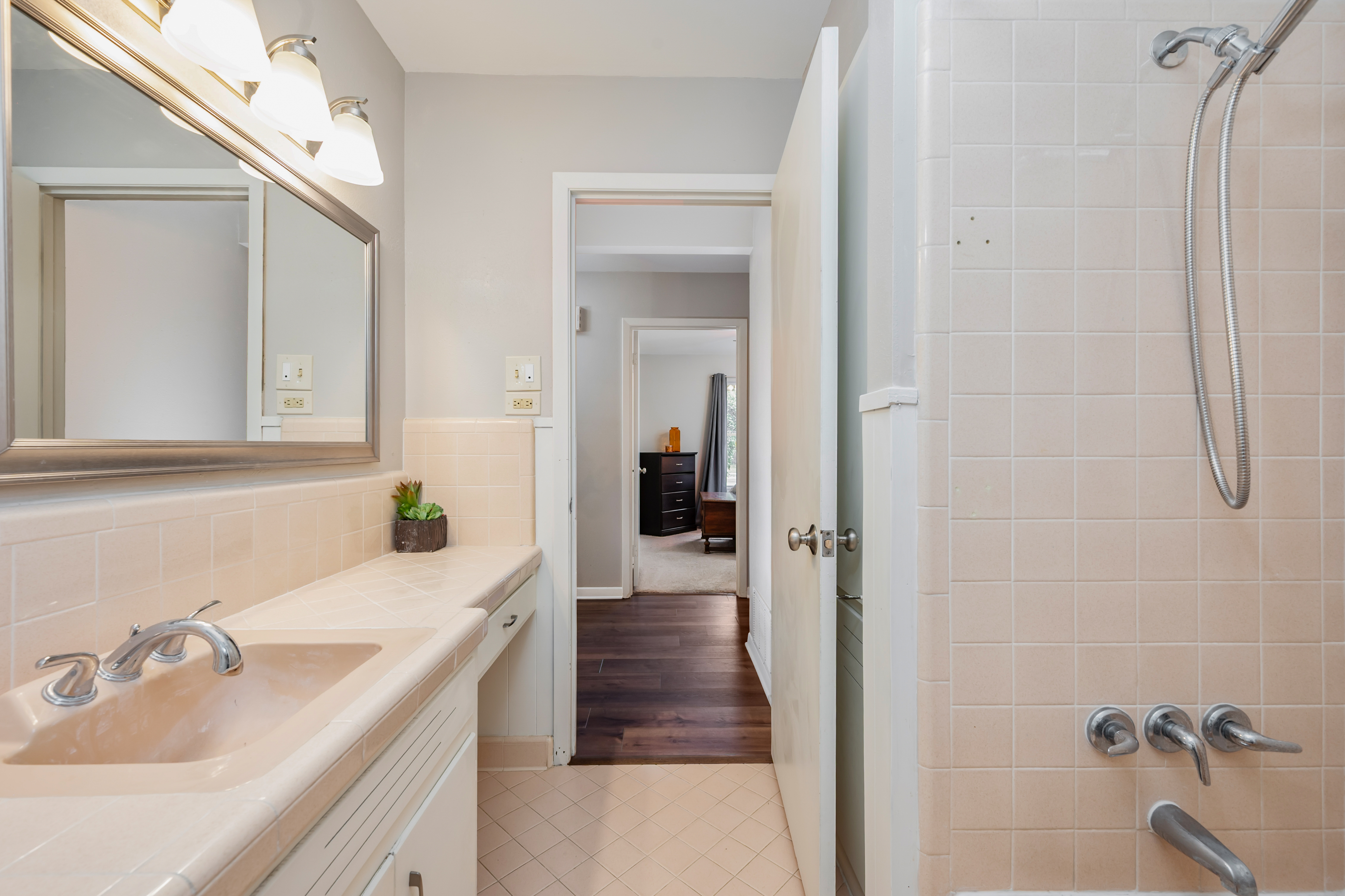  9507 La Rue Street, San Antonio, TX 78217 - 物件實景