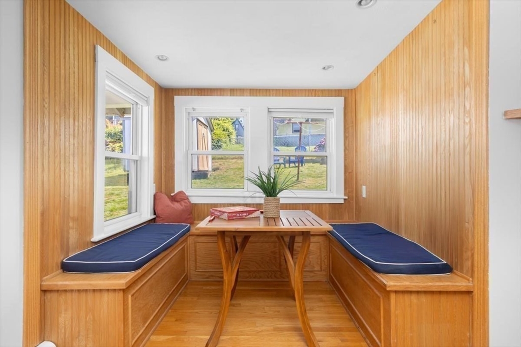 Hull, Massachusetts, 02045, United States, 4 Bedrooms Bedrooms, ,1 BathroomBathrooms,Residential,For Sale,1919766